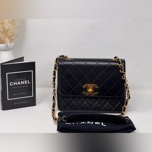 💯💎Authentic💎CHANEL Rare Black Lambskin XL CC Quilted Flap Bag 24k GP Hardware